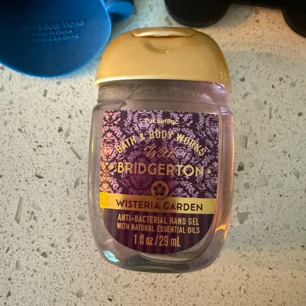 Bath & Body Works Bridgerton Wisteria Garden Hand Gel and two Bridgerton holders - Picture 2 of 3